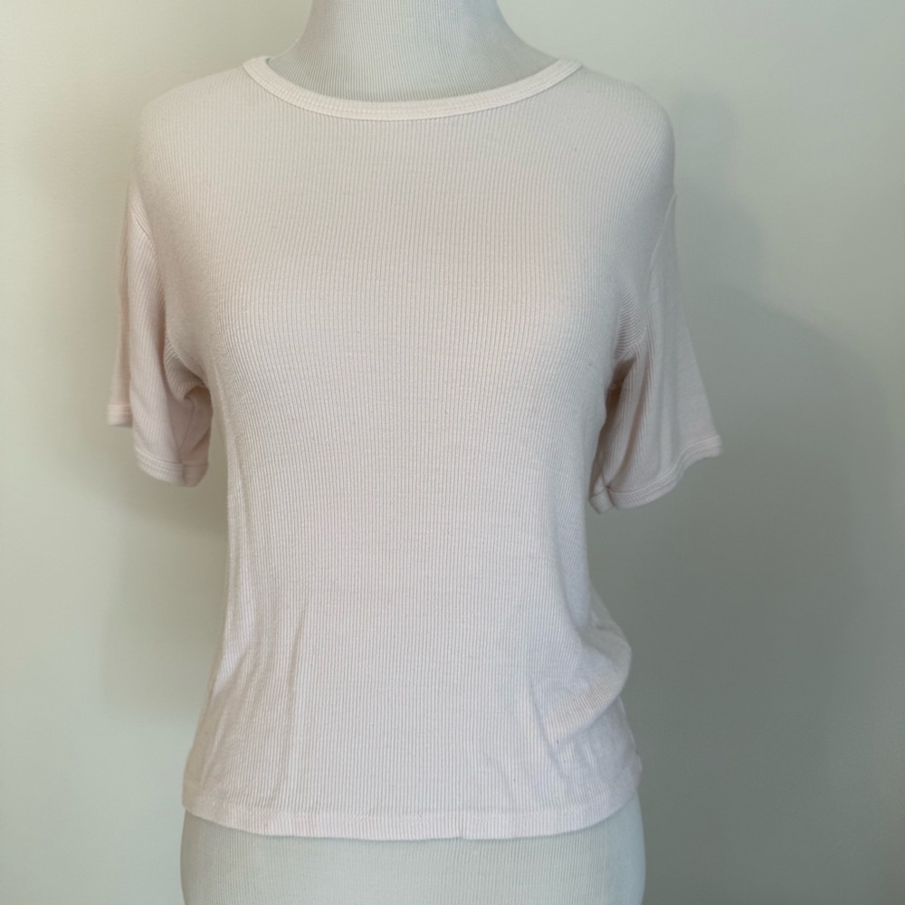 Brandy Melville Soft Pink Ribbed Tee